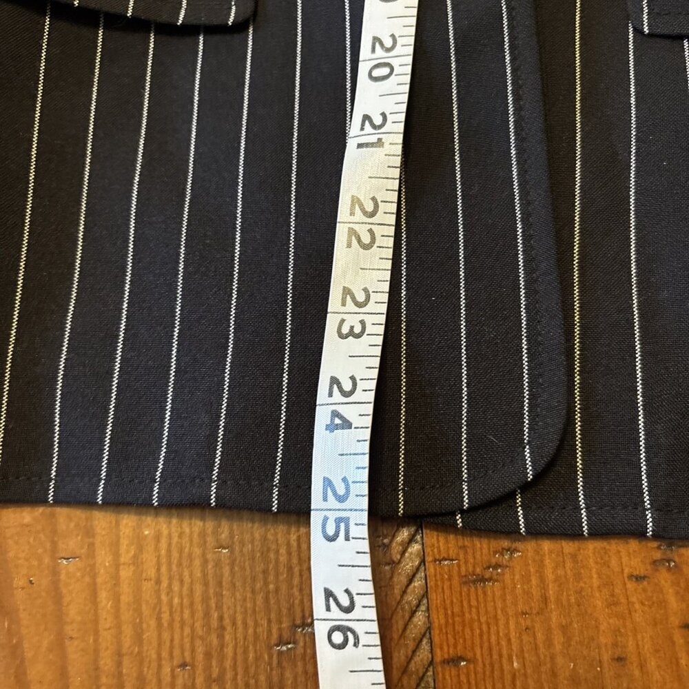 Le Suit Petite Black Pin Stripe Blazer Size 8P New Jacket Only - Picture 7 of 9